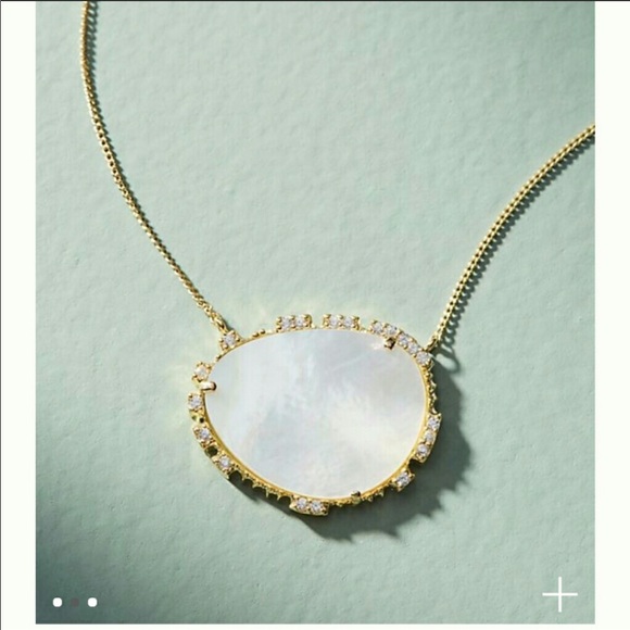 Anthropologie Jewelry - Anthropology Necklace mother of Pearl cutest